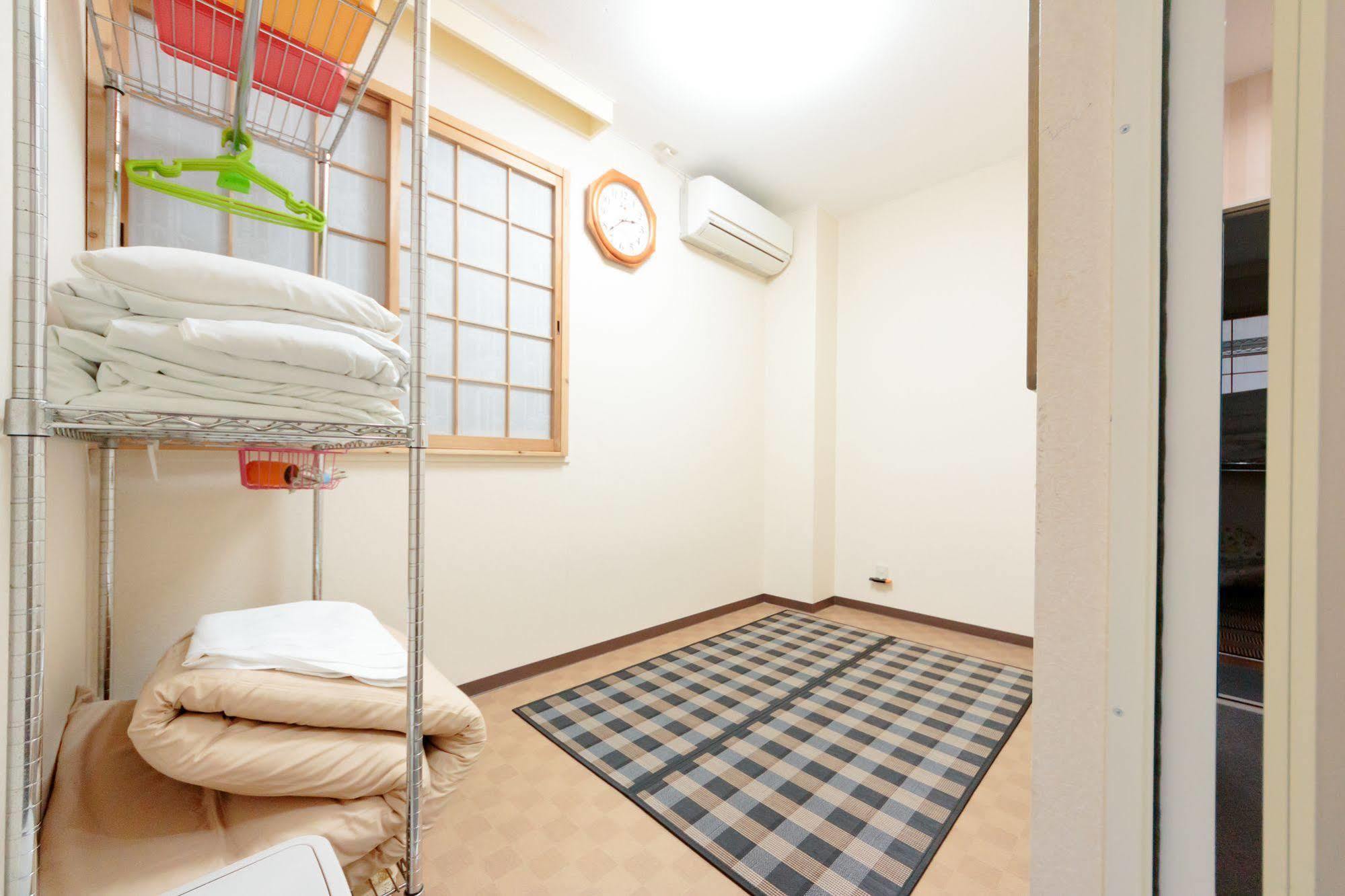 Namba Hostel Ōsaka Eksteriør bilde